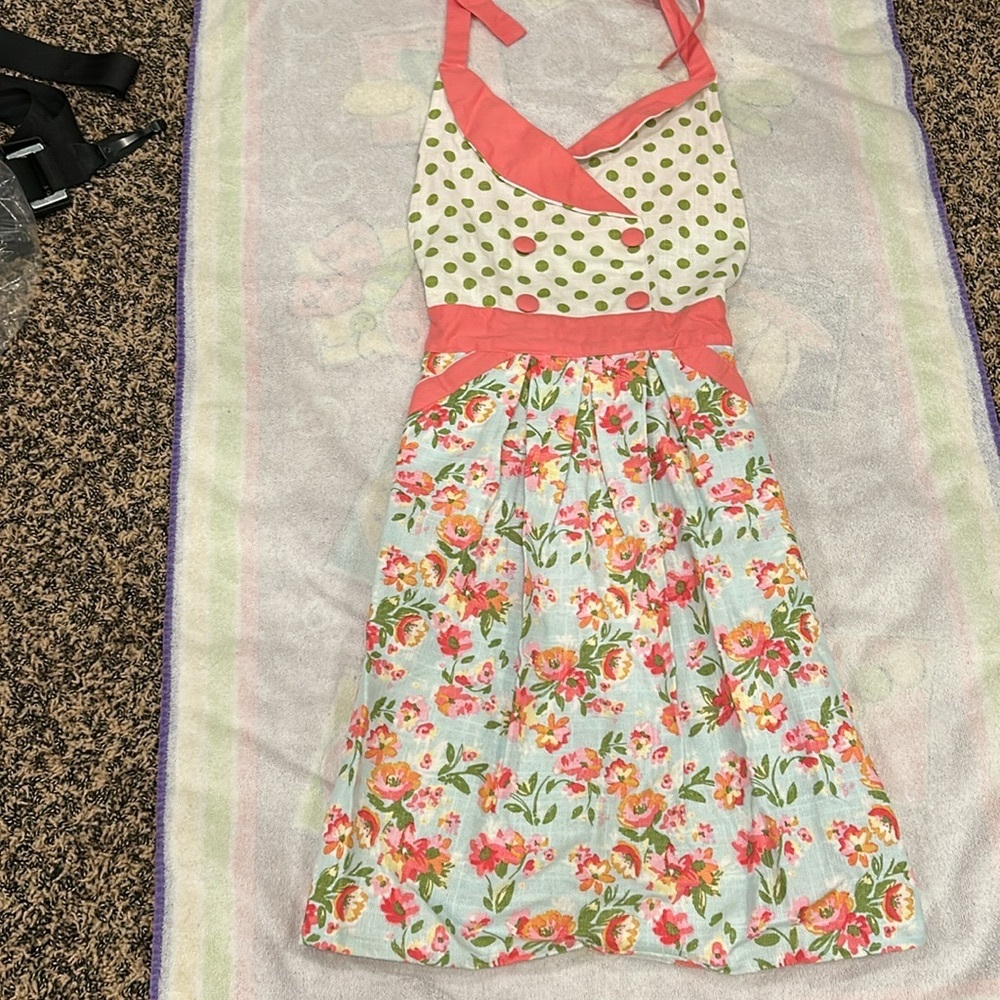 Cynthia Rowley Floral Kitchen Apron New!